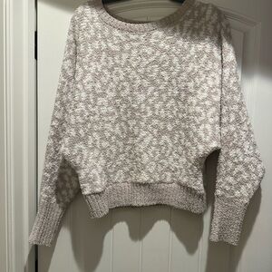 Jessica Simpson Cozy Beige Leopard  Women's Sweater size Small